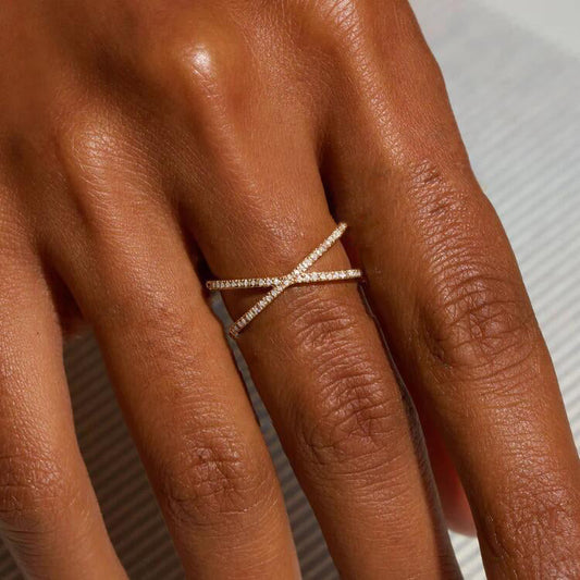 Nia Gold Diamant Cross Ring