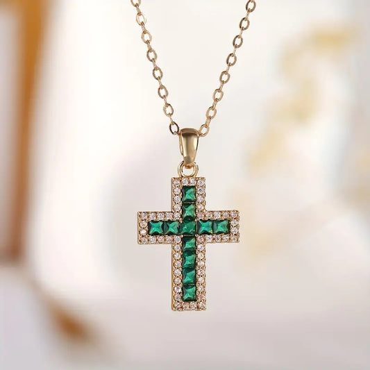 Solene Smaragd Cross Pendant Halskette | Gold
