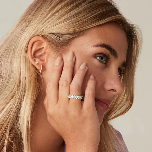Antoinette Diamant Simulant Gold Ring