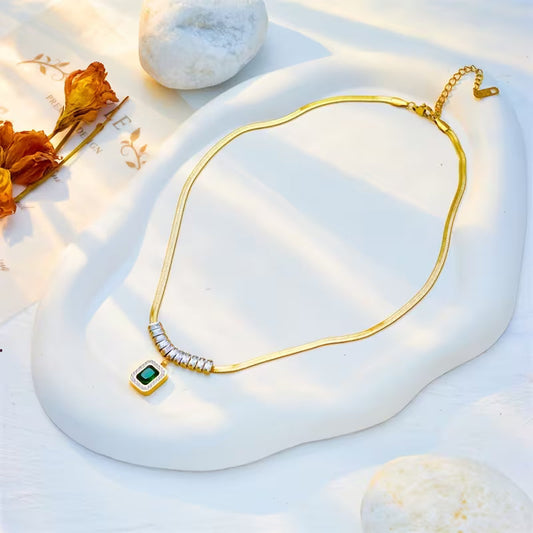Regalia Prism Smaragd Halskette | Gold
