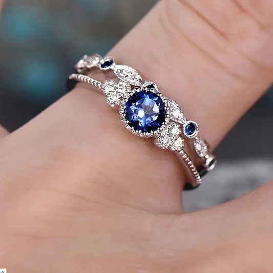 Sapphriel Crown Ring-Set | Weiß Gold