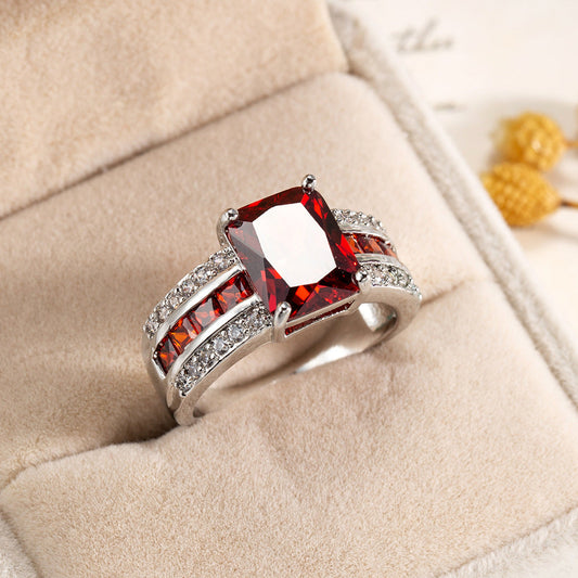 Kassira Redmont Ring | Weiß Gold