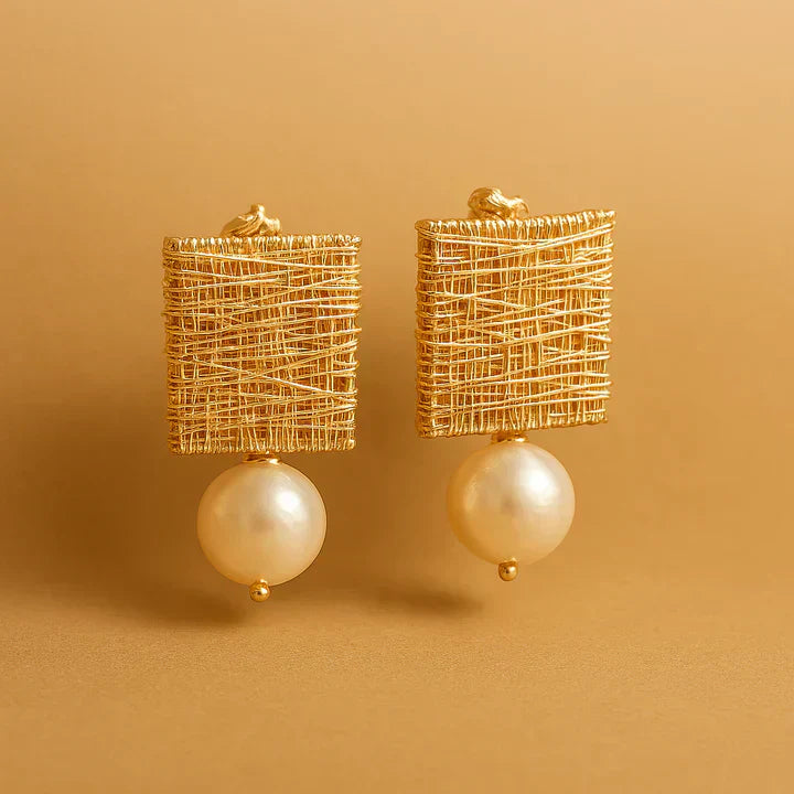 Elegant Golden Thread Perlenohrringe