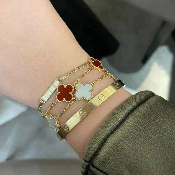 Clover Armband Red