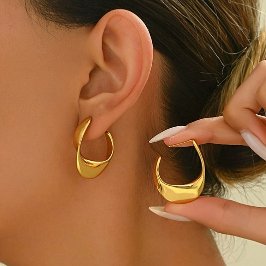 Sculpted Crescent Creolen | Gold