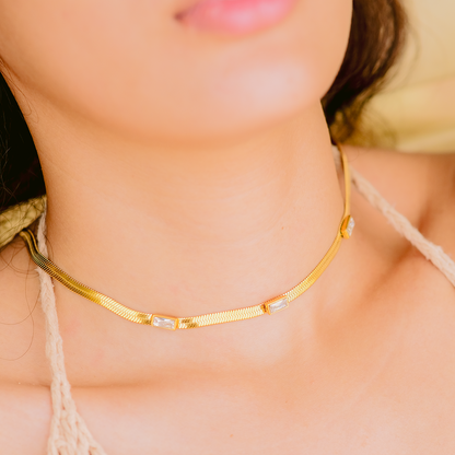 Eve Herringbone Gold Halskette