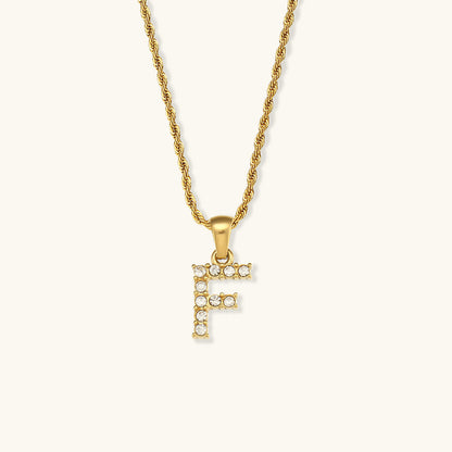 Maeve Letter Initial Diamant Halskette