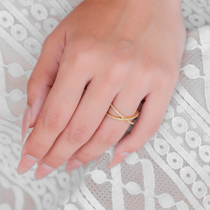 Nia Gold Diamant Cross Ring