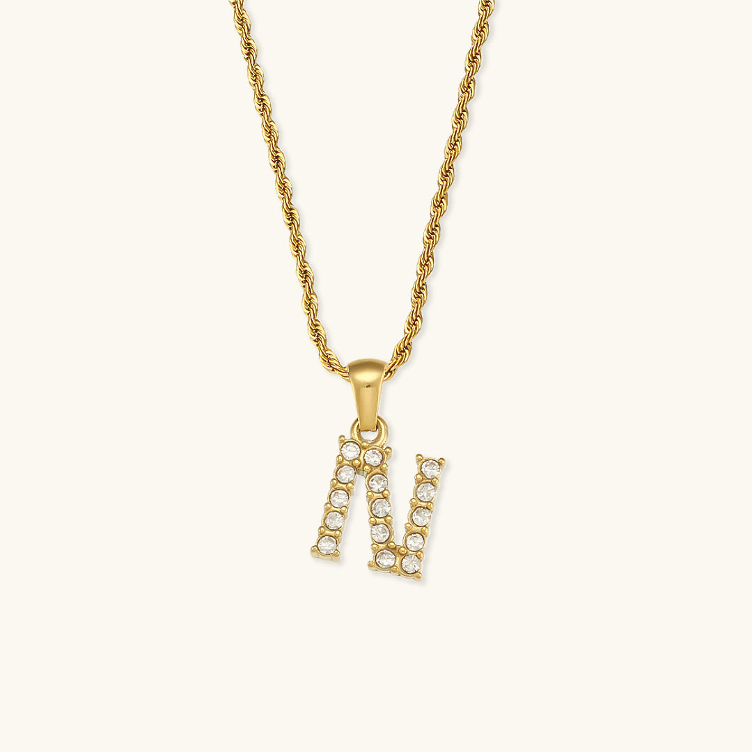 Maeve Letter Initial Diamant Halskette