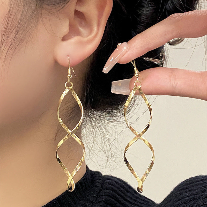 Spiral Dangle Ohrringe | Gold