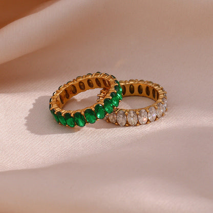 Antoinette Diamant Simulant Gold Ring