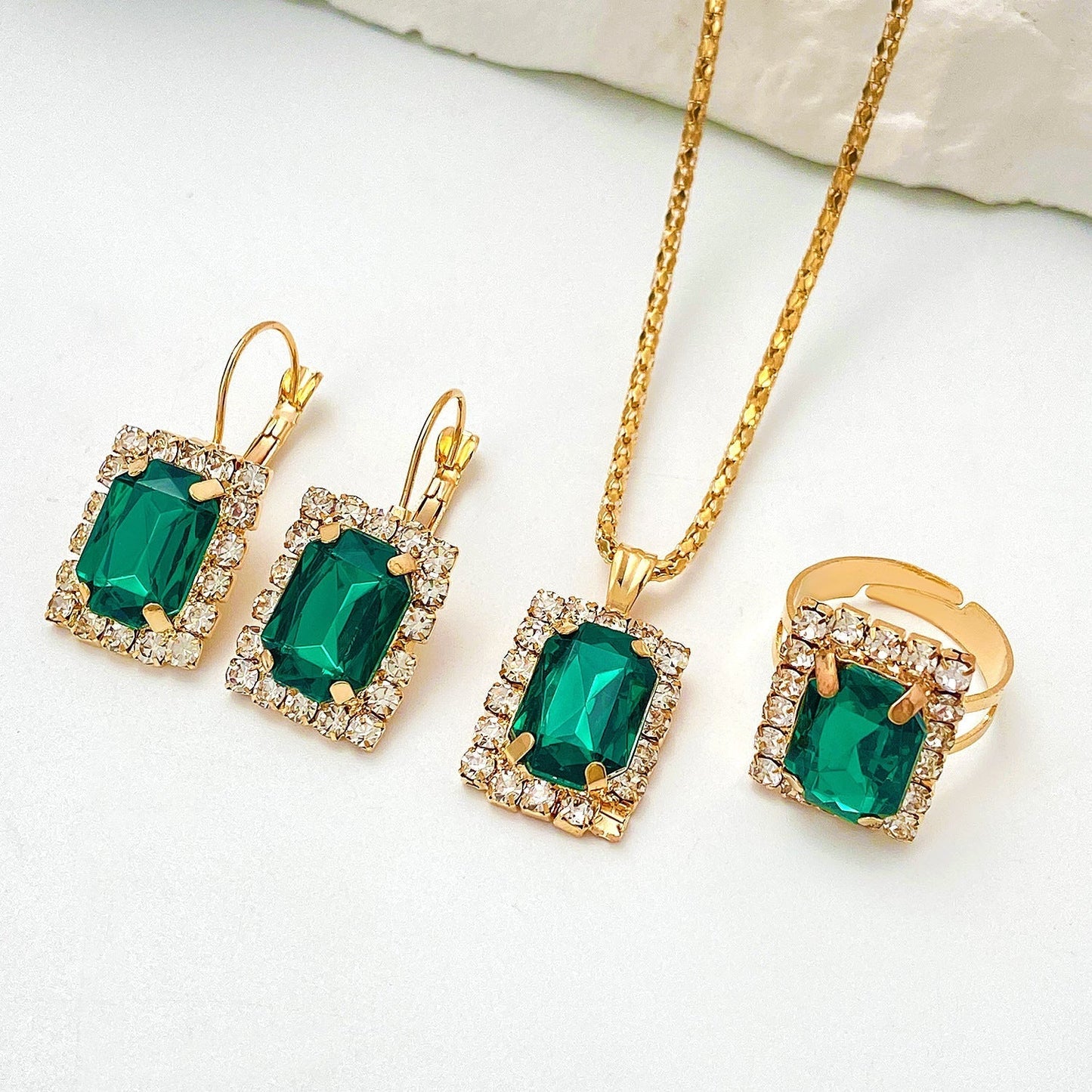 Sylvara Greenveil Schmuckset | Weiß Gold