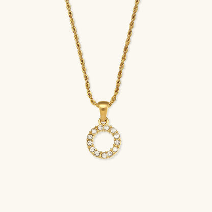 Maeve Letter Initial Diamant Halskette