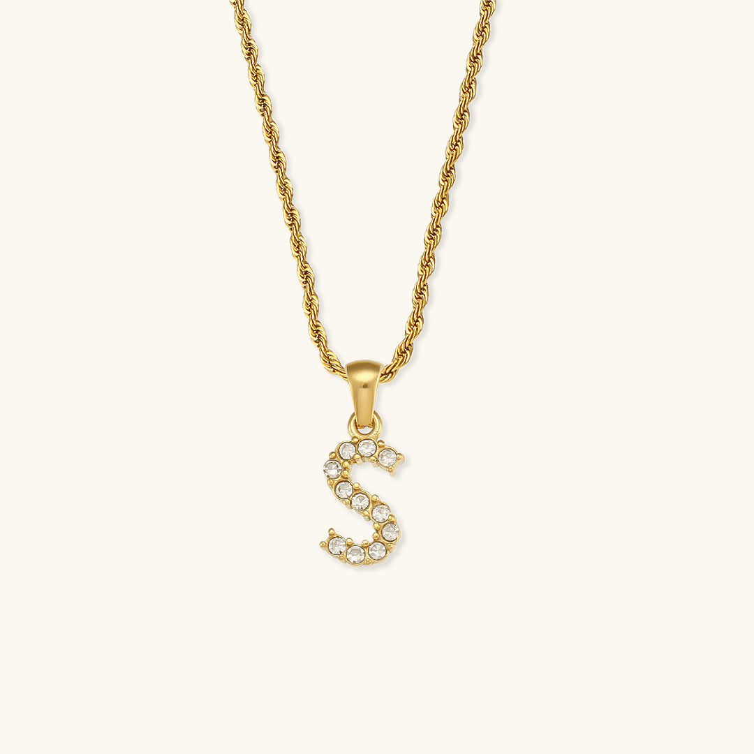 Maeve Letter Initial Diamant Halskette