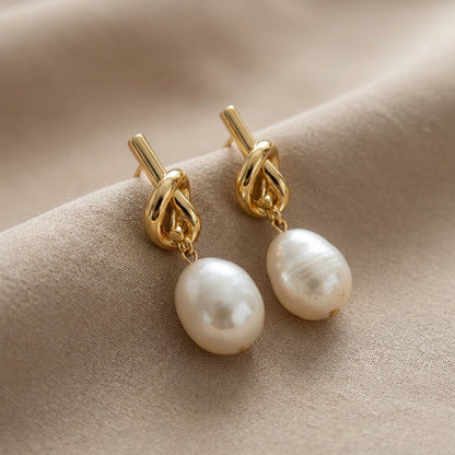 Knotted Perle Elegance Ohrringe