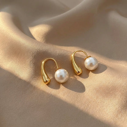 Minimalist Arc Perle ohrringe